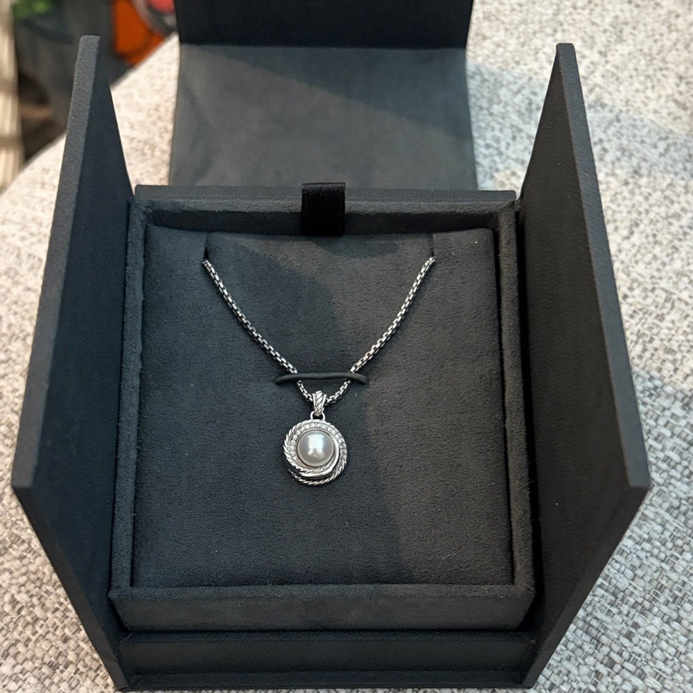 David Yurman Silver Necklace with Pearl Pendant